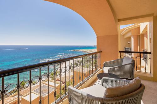 Family Suite | Premium bedding, down duvets, pillow-top beds, minibar