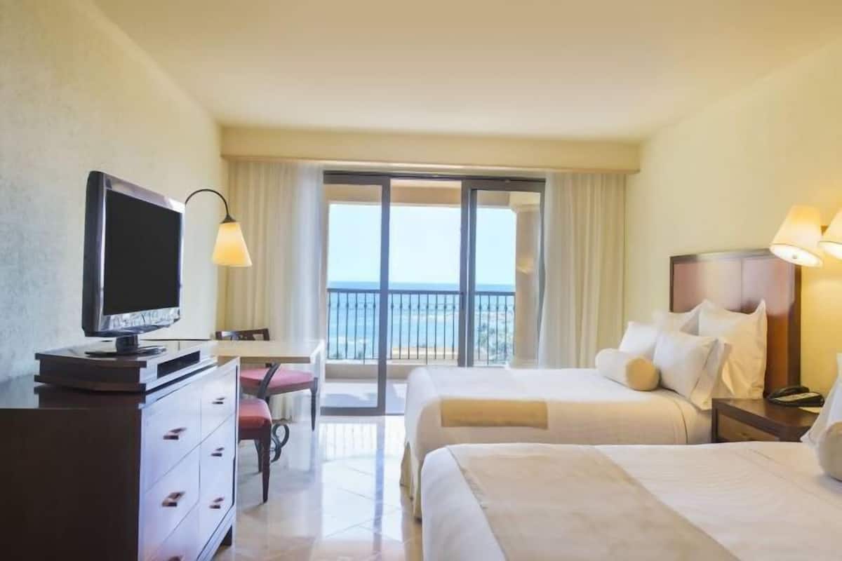 Ropa de cama de alta calidad, cubrecamas y colchones con pillow-top