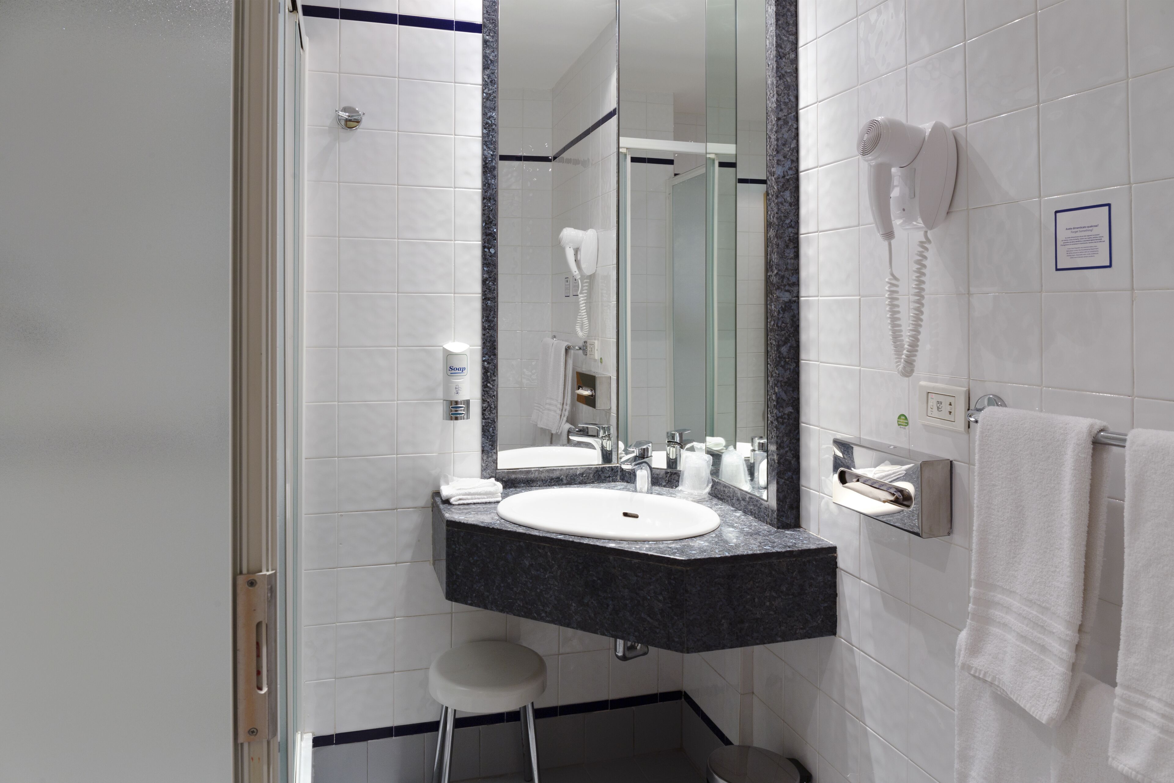 superior room, 1 king bed, non-smoking, full sky | bathroom | shower, hair dryer, bidet, towels