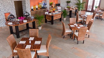 Daily buffet breakfast (USD 19 per person)