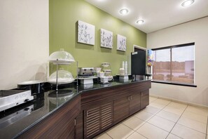 Free daily buffet breakfast