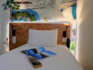 標準客房, 1 張單人床 | 書桌、遮光布/窗簾、隔音、熨斗/熨衣板