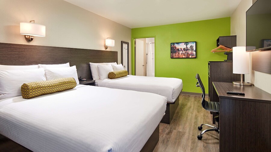 SureStay Hotel by Best Western San Diego Pacific Beach