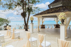 Espace mariage en plein air