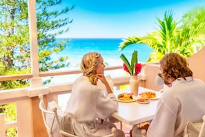 Desayuno buffet incluido todos los días