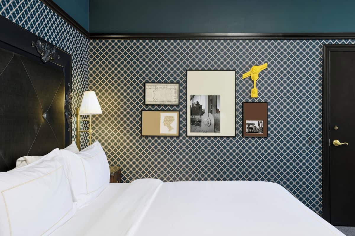 Premium bedding, down comforters, pillowtop beds, in-room safe