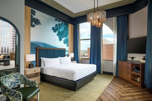 Premium bedding, down comforters, pillowtop beds, in-room safe - The Atterbury Hotel, Autograph Collection (Pittsburgh)