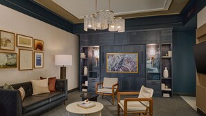 Premium bedding, down comforters, pillowtop beds, in-room safe - The Atterbury Hotel, Autograph Collection (Pittsburgh)