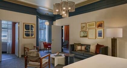 The Atterbury Hotel, Autograph Collection