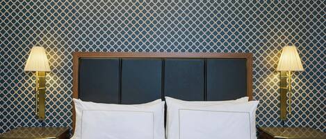Hochwertige Bettwaren, Daunenbettdecken, Pillowtop-Betten, Zimmersafe