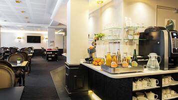 Daily buffet breakfast (EUR 18 per person)