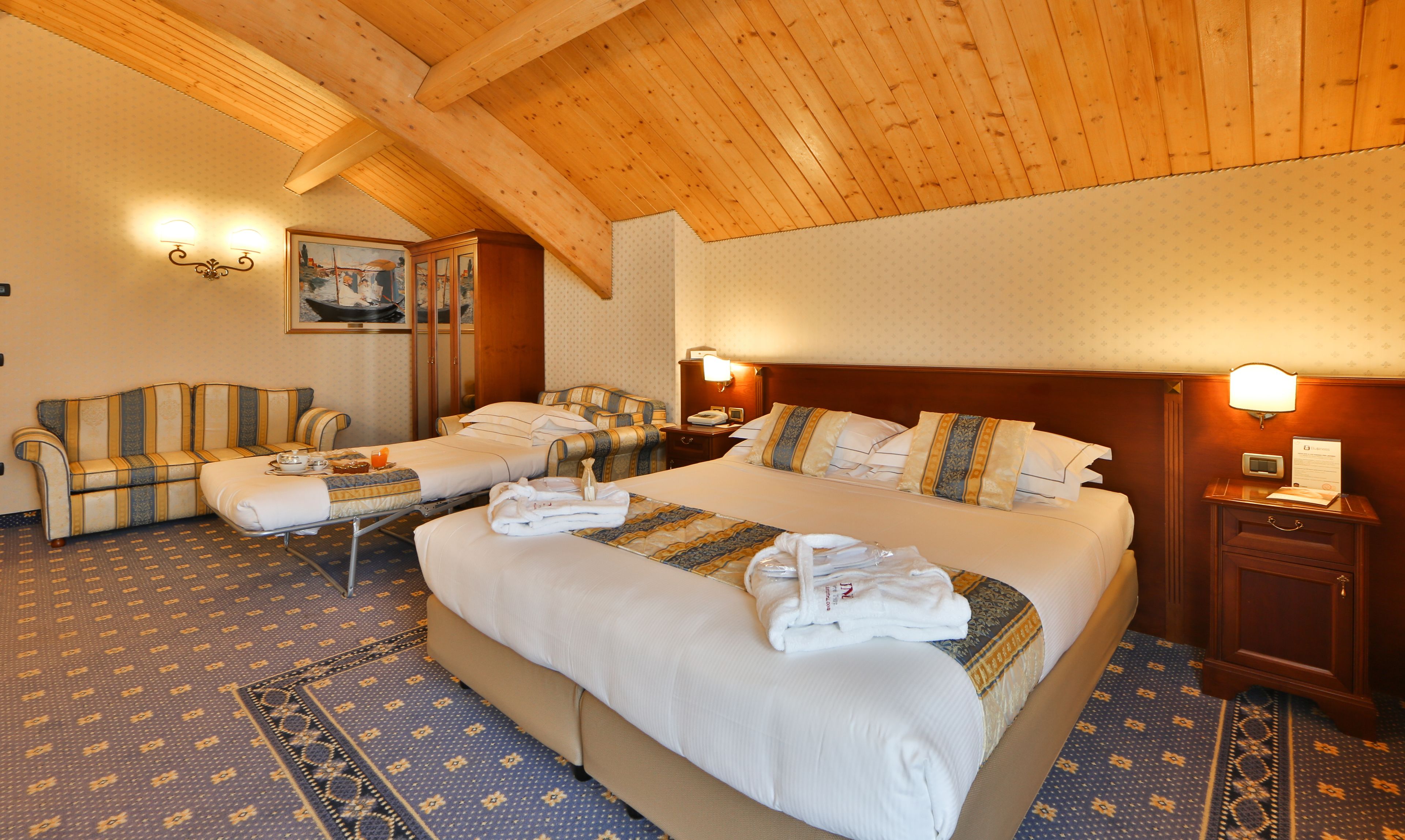 down duvets, minibar, in-room safe, desk