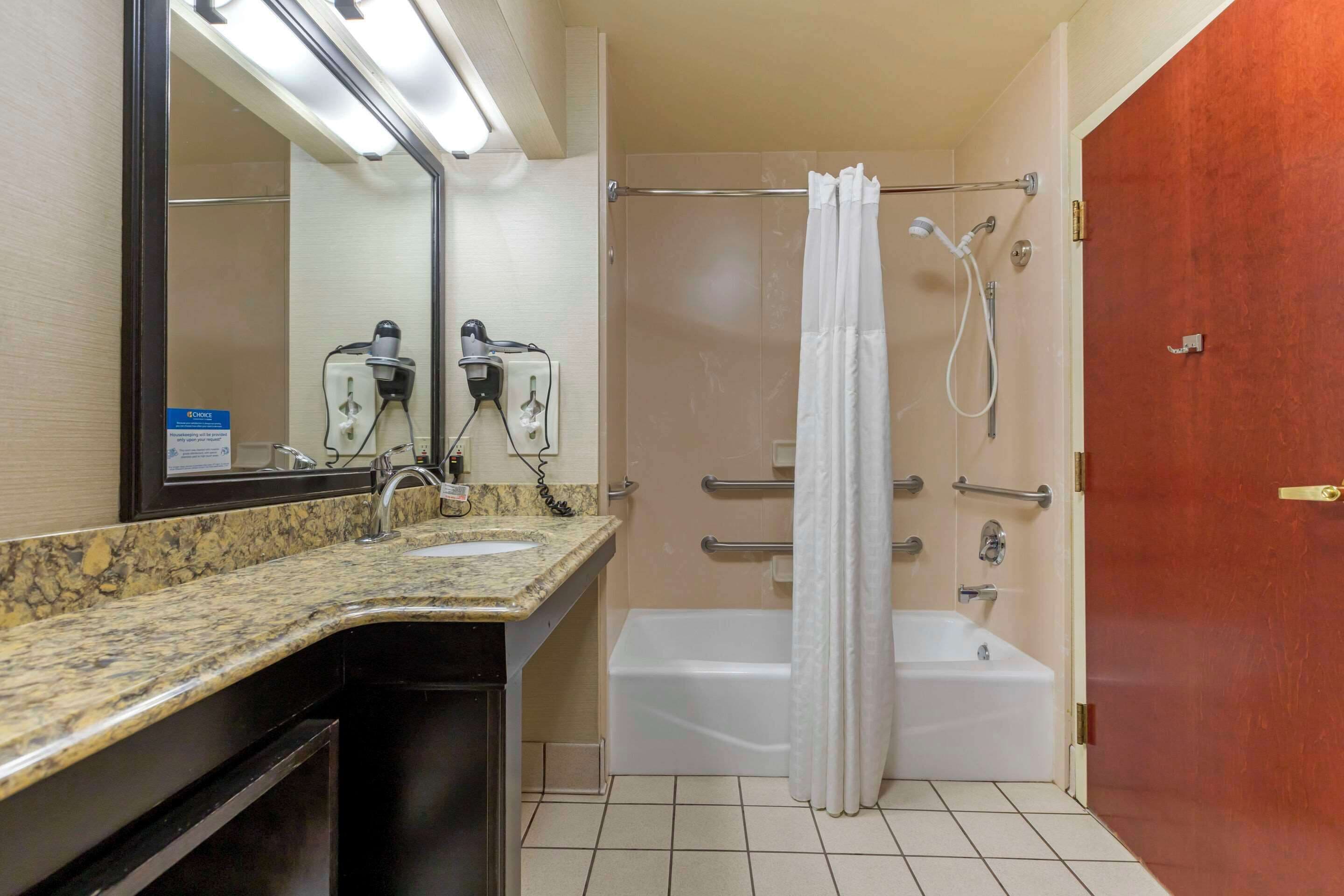 room, 1 king bed, accessible, non smoking | desk, laptop workspace, blackout curtains, iron/ironing board