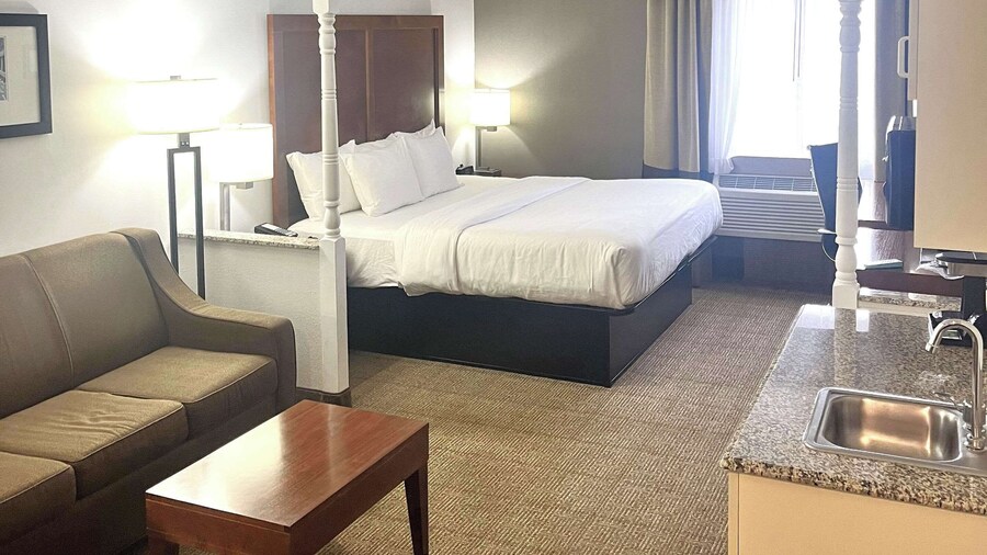 Comfort Inn & Suites Jackson North