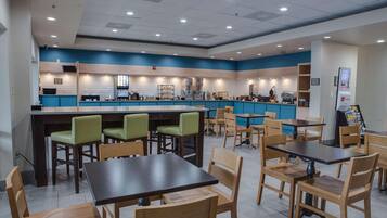 Desayuno buffet incluido todos los días