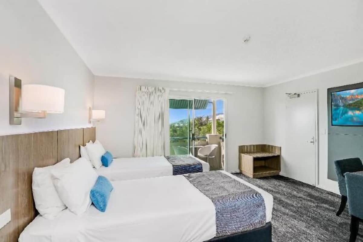 1 bedroom, minibar, in-room safe, desk