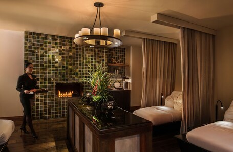 The Peninsula Chicago - Image 7