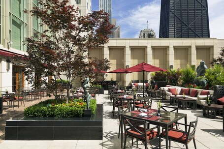 The Peninsula Chicago - Image 33