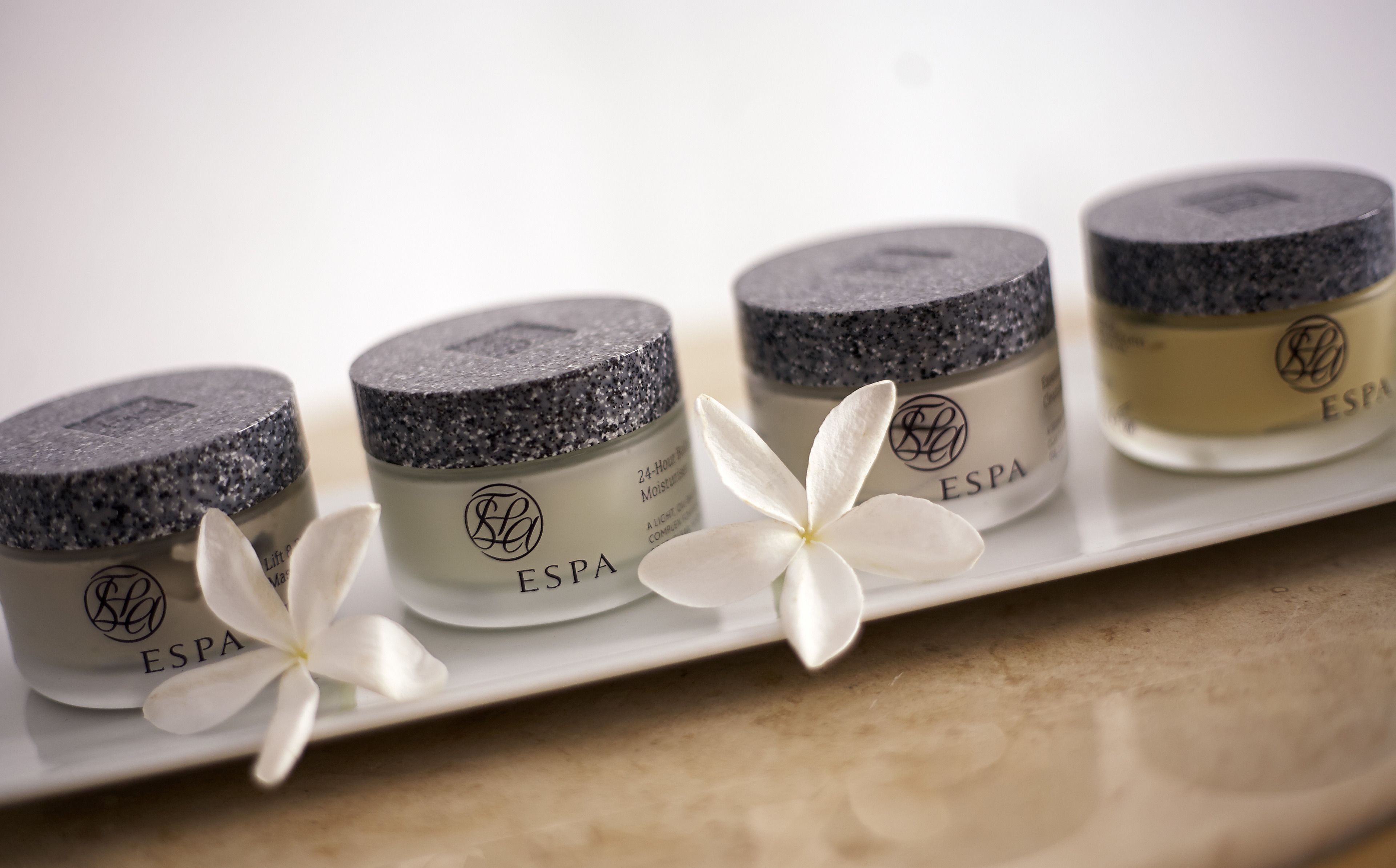 couples treatment room(s), sauna, steam room