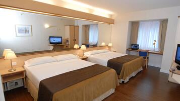 Classic Room, 2 Queen Beds