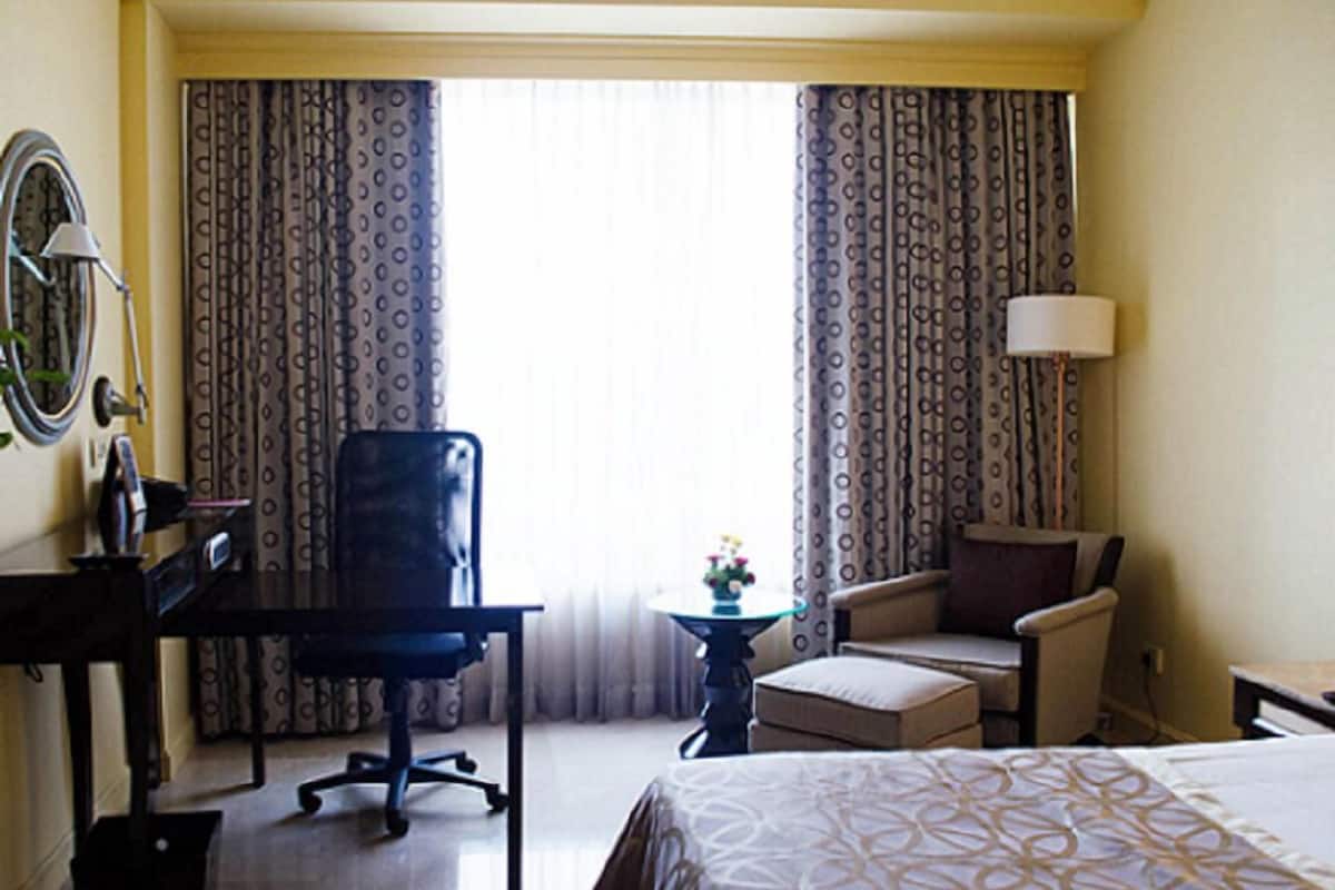 superior room, 1 queen bed | premium bedding, memory-foam beds, minibar, in-room safe