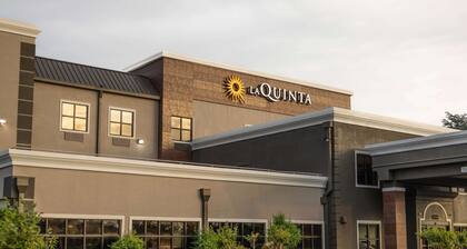 La Quinta Inn & Suites by Wyndham Knoxville East