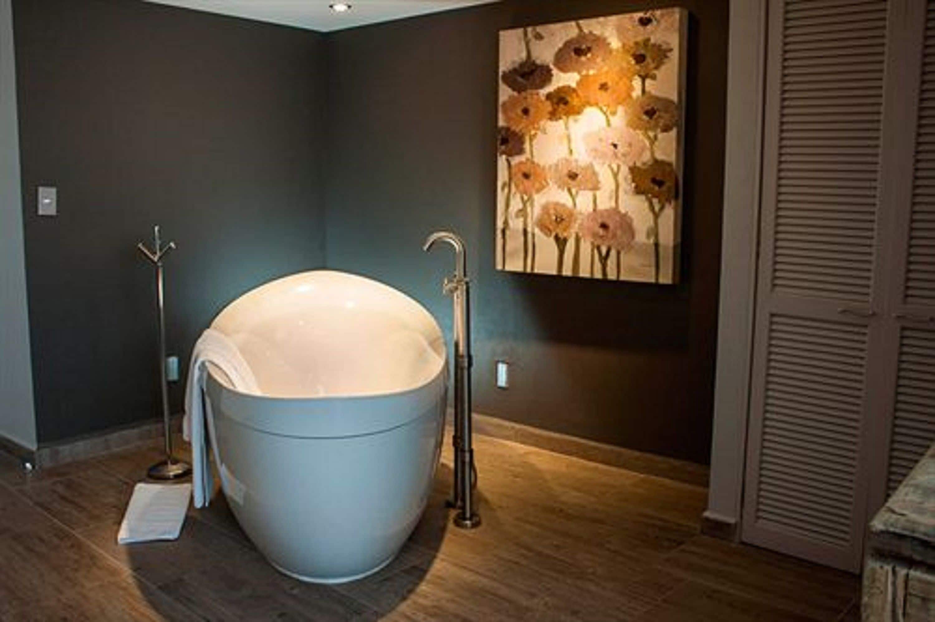 junior suite, executive | deep-soaking bathtub