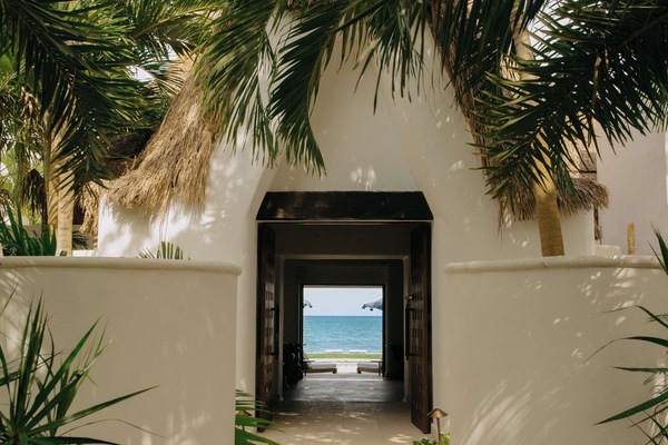 Villa (Maroma) | Premium bedding, down comforters, minibar, in-room safe