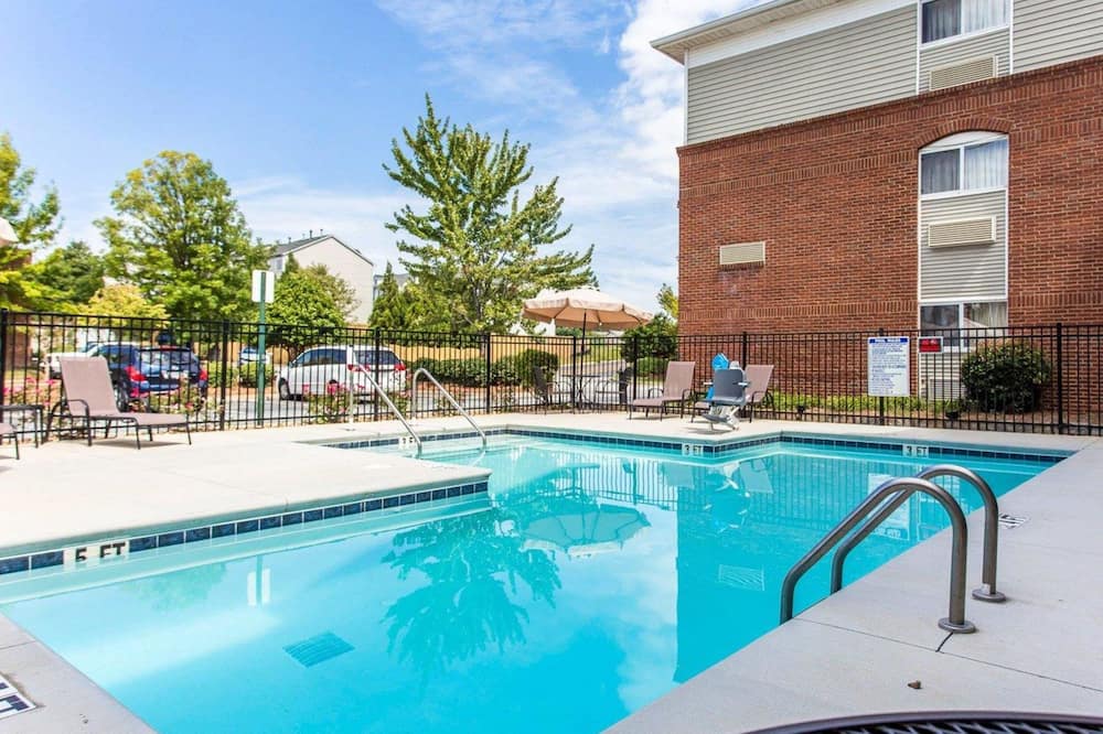 Suburban Studios Kennesaw-Marietta North