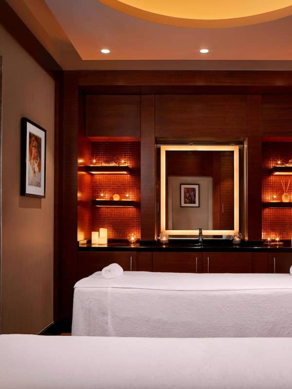 Sauna, hot tub, steam room, body treatments, mud baths