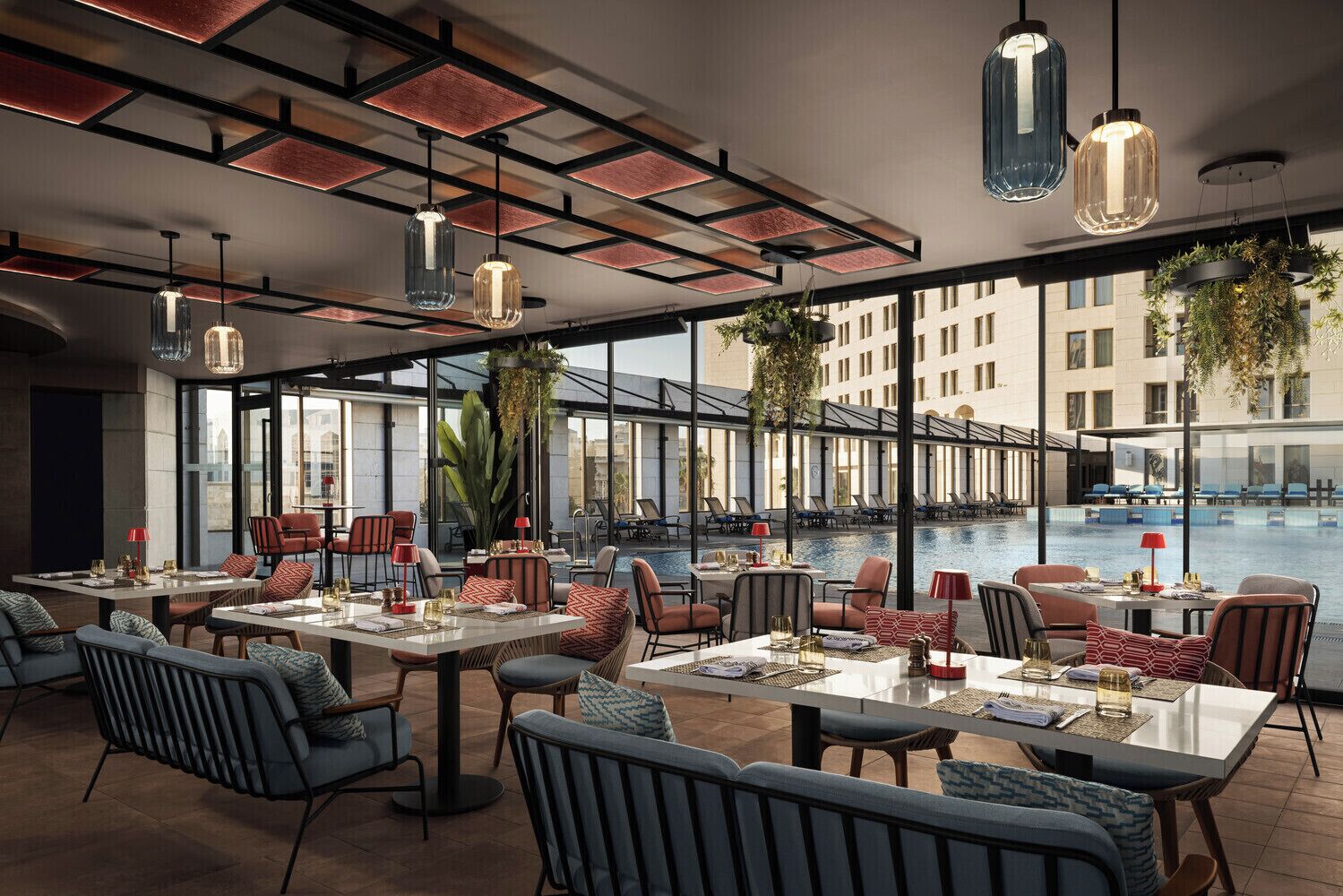 3 من المطاعم، حيث تُقدم وجبات الإفطار، الغداء، العشاء، الأطباق الإيطالية