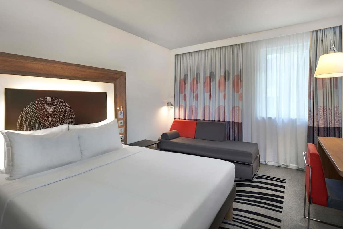 Superior Room, 1 Queen Bed with Sofa bed