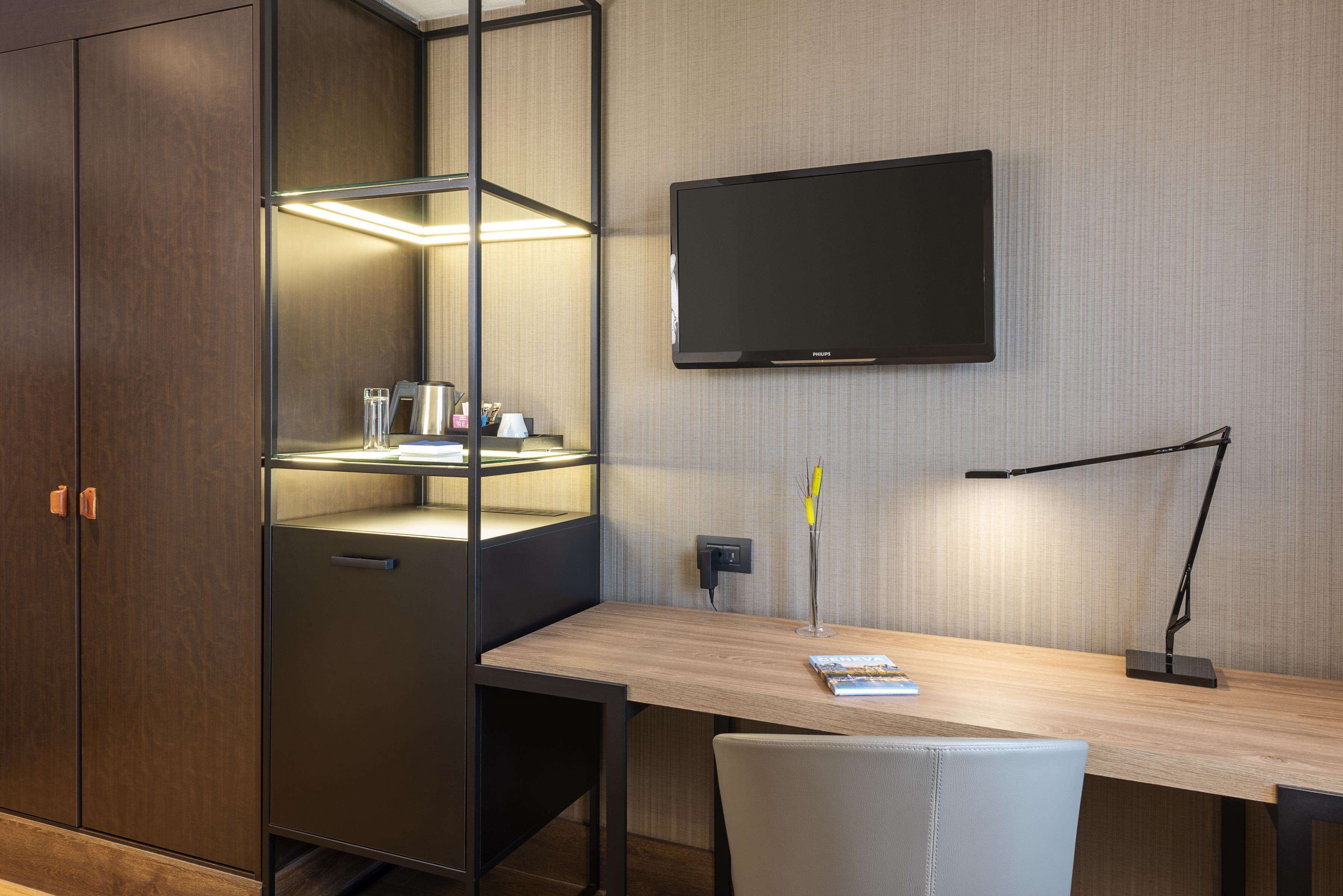 standard room | room amenity