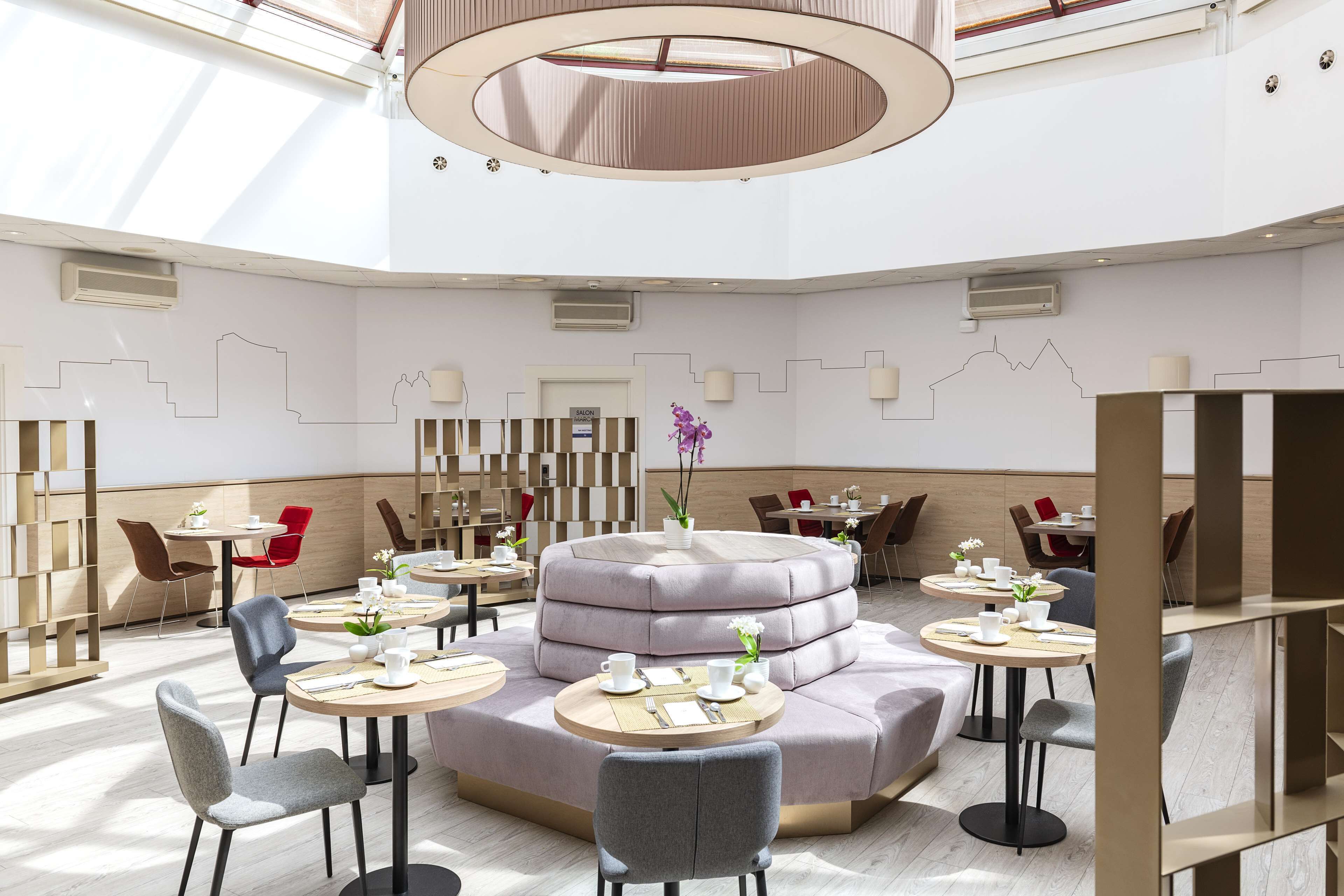 lunch and dinner served