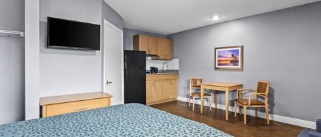 Iron/ironing board, rollaway beds, free WiFi, bed sheets