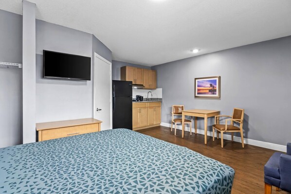 Iron/ironing board, rollaway beds, free WiFi, bed sheets