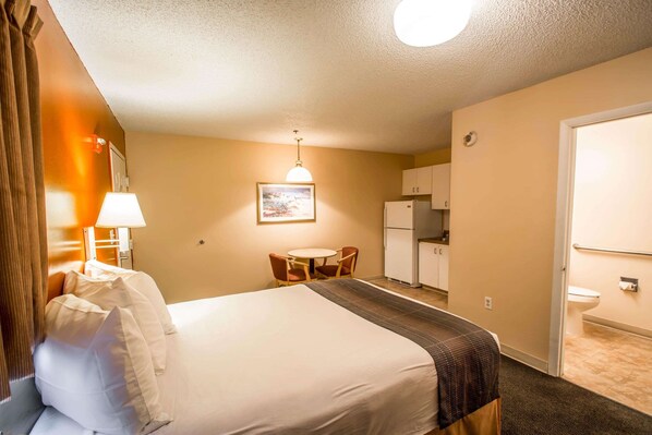 Iron/ironing board, rollaway beds, free WiFi, bed sheets