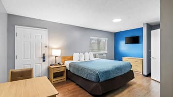 Room, 1 King Bed, Accessible, Non Smoking (Efficiency)