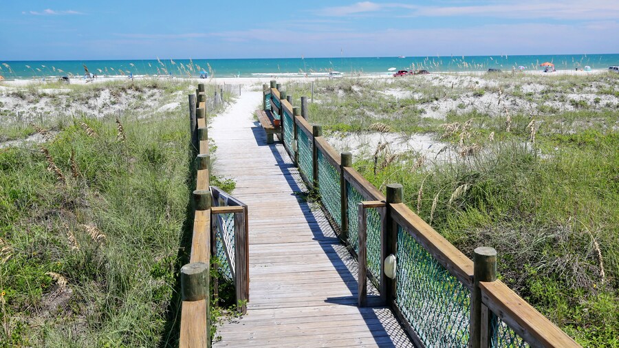 La Fiesta Ocean Inn And Suites