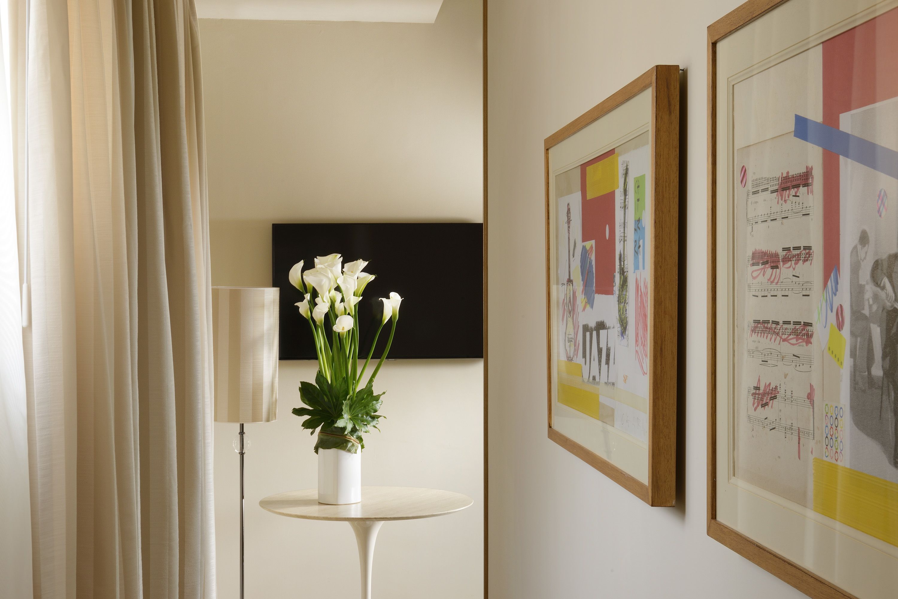 1 bedroom, premium bedding, down duvets, minibar