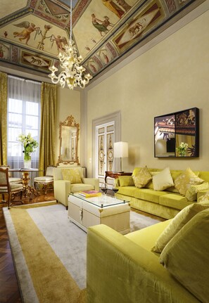 Living room - Grand Hotel Minerva (Florence)