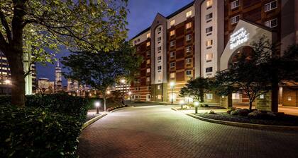 Sonesta Simply Suites Jersey City