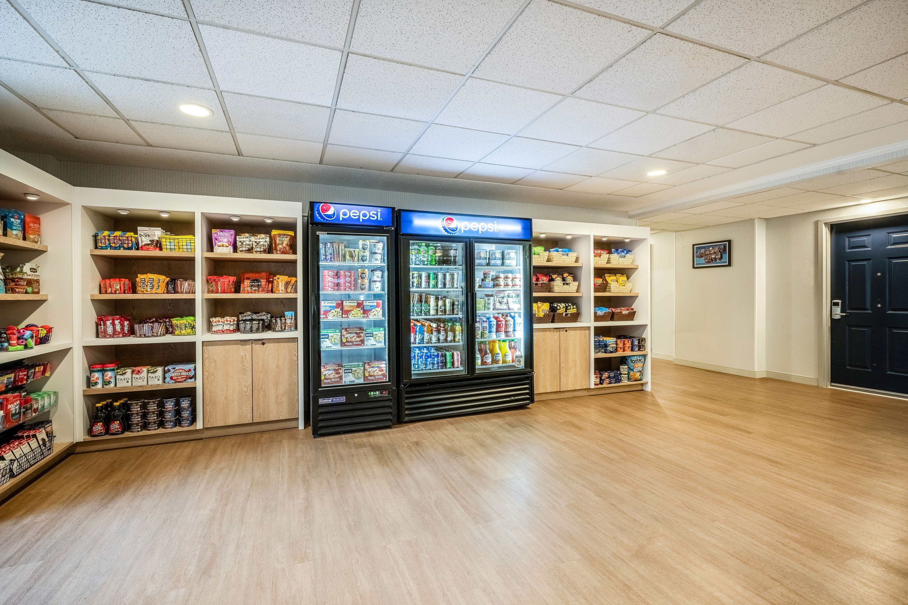 Photo - Sonesta Simply Suites Jersey City