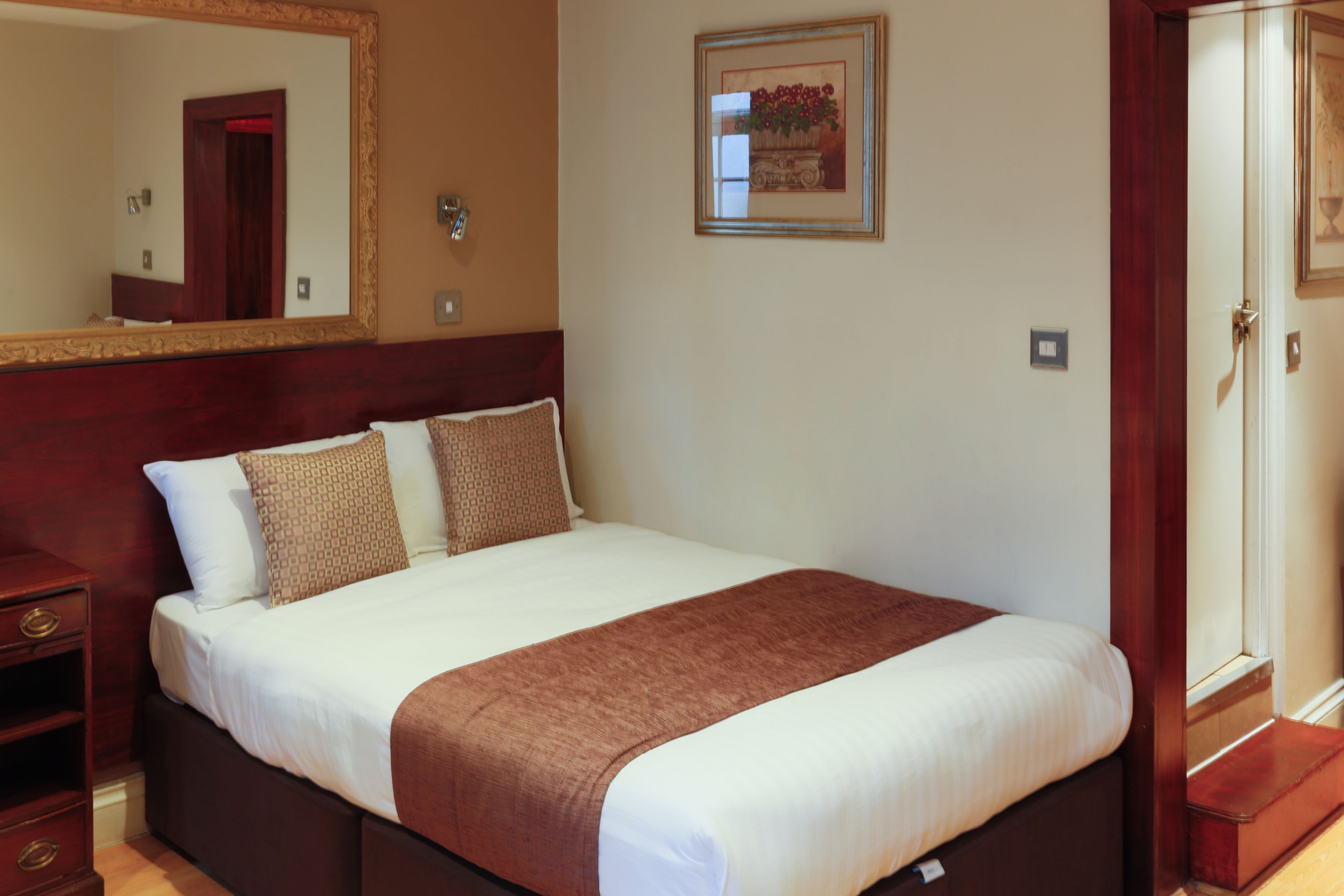 Photo - Garden View Hotel