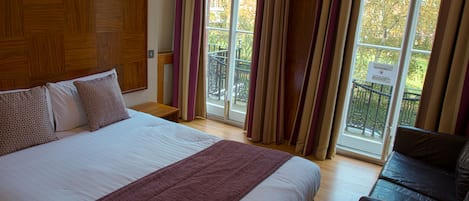 In-room safe, blackout drapes, free WiFi, bed sheets