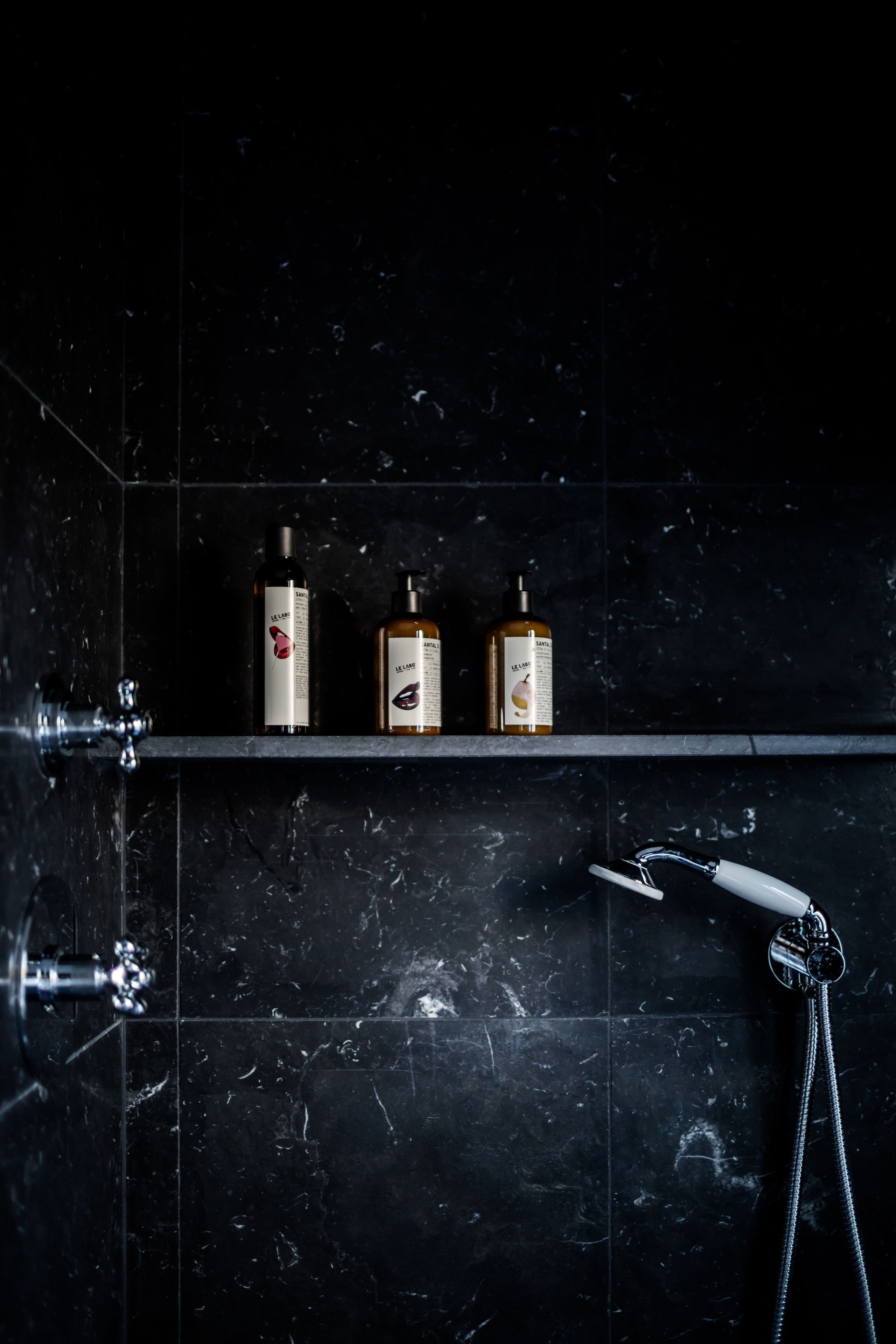 room (pigalle 35) | bathroom | rainfall showerhead, free toiletries, hair dryer, towels