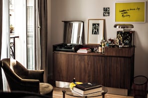 Premium bedding, pillowtop beds, minibar, in-room safe