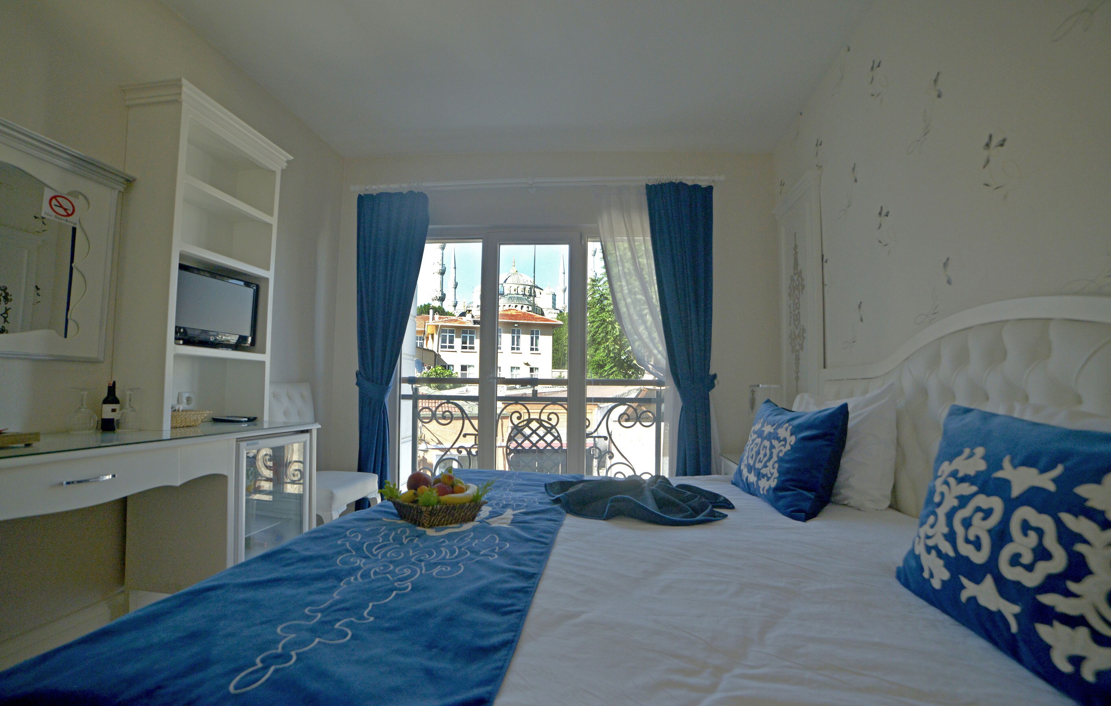 deluxe double or twin room | premium bedding, down duvets, select comfort beds, minibar