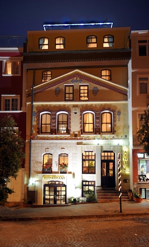 Front of property – evening/night