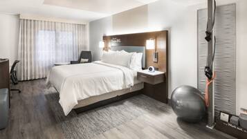 Standardrum - 1 kingsize-säng | 1 sovrum, allergitestade sängkläder och värdeförvaringsskåp på rummet